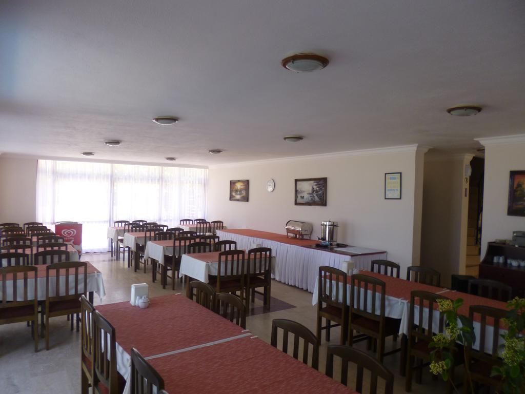 Albayrak Hotel Cesme Exterior photo