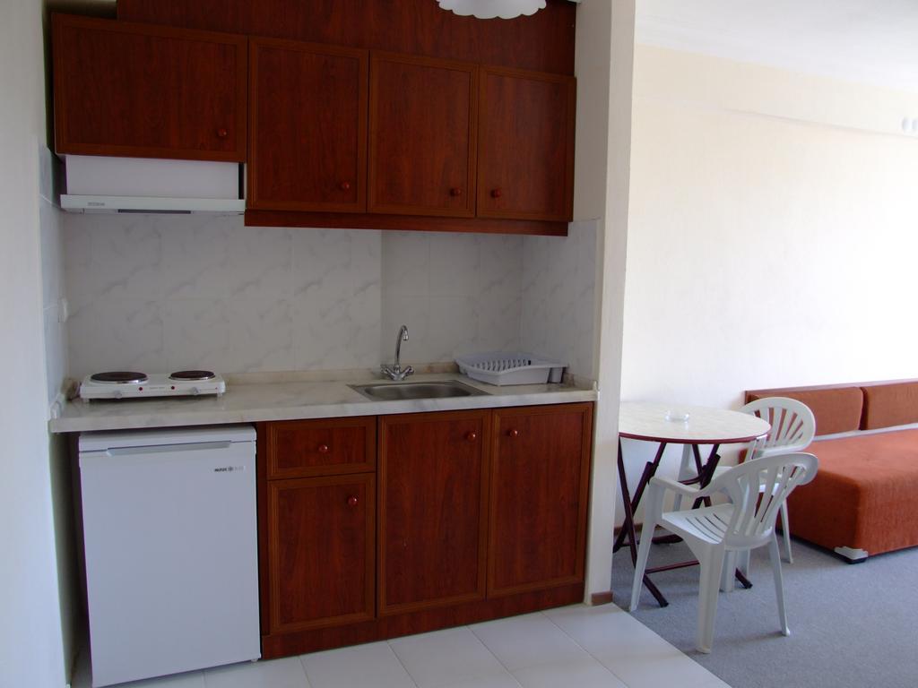 Albayrak Hotel Cesme Exterior photo